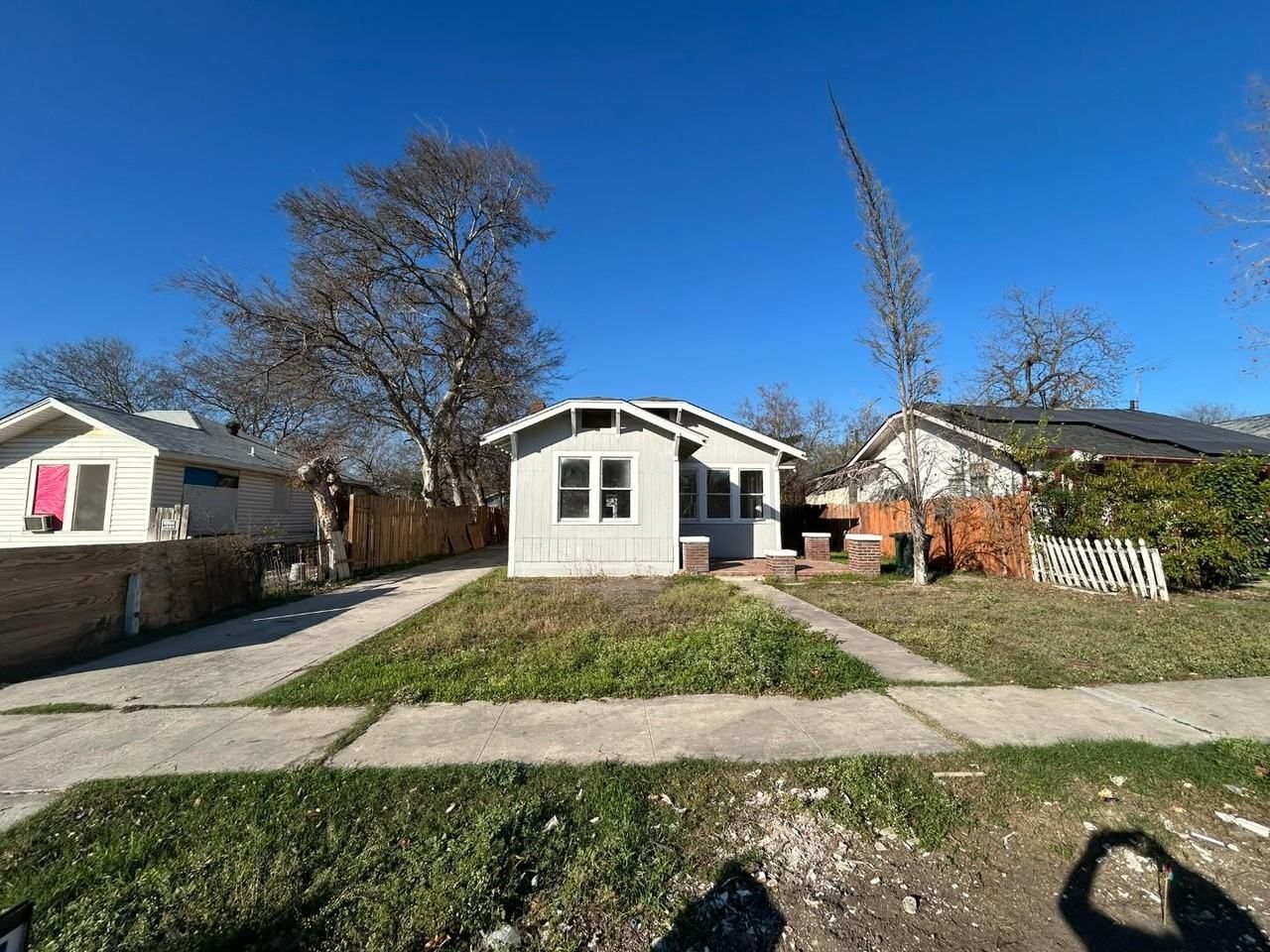 329 Hot Wells Blvd