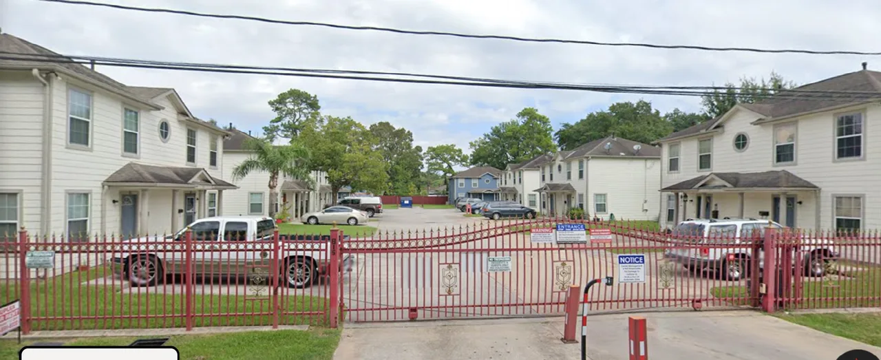Duplex For Lease