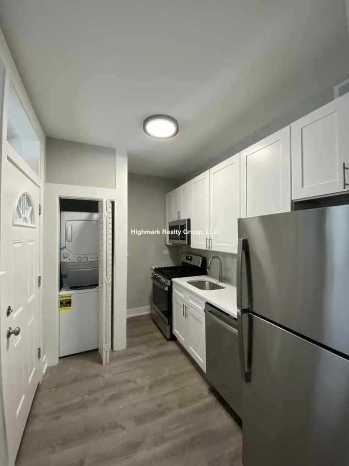 6517 N Newgard Ave, Chicago, IL 60626, USA