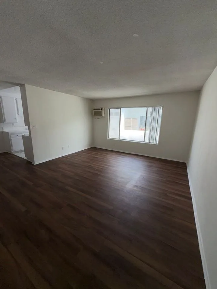 3739 DELMAS TERRACE