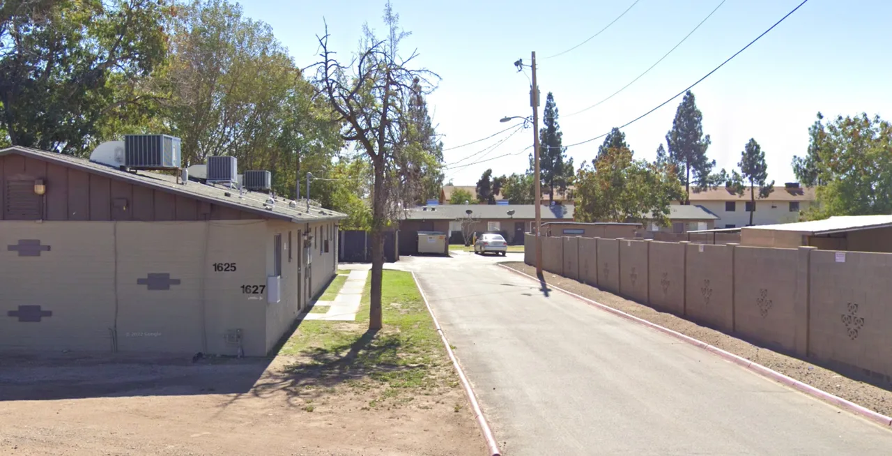 Desert Cove Gardens Apartments