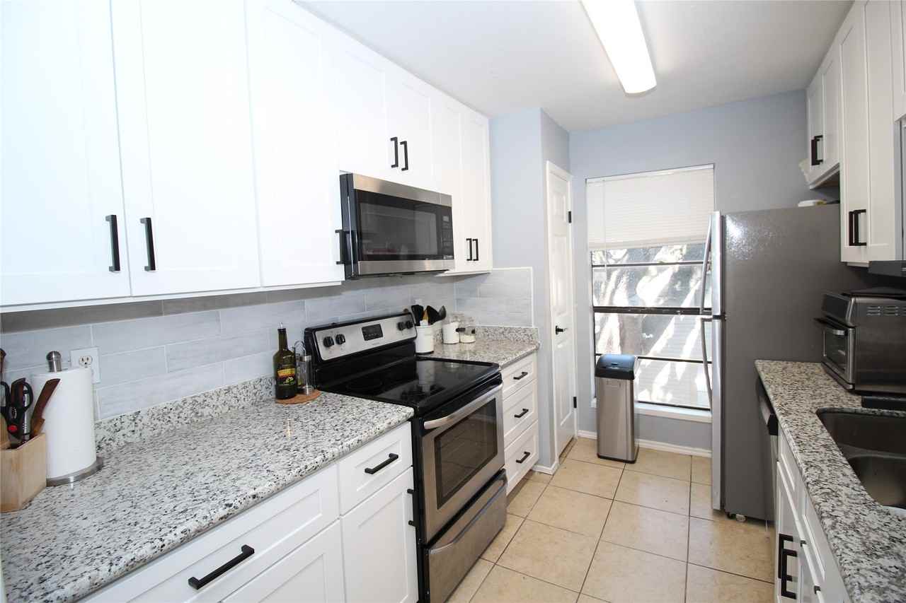 9707 Richmond Avenue, Houston, TX 77042, USA