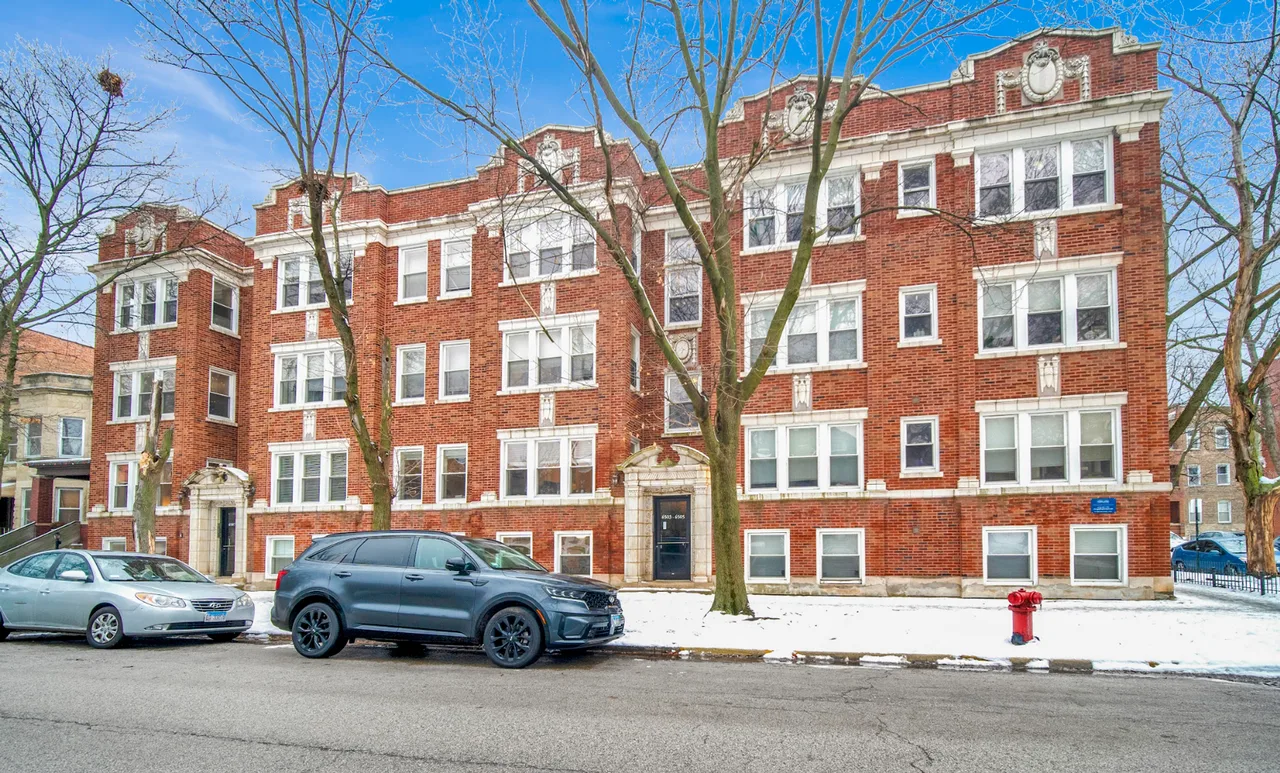 Newgard Arthur Apartments