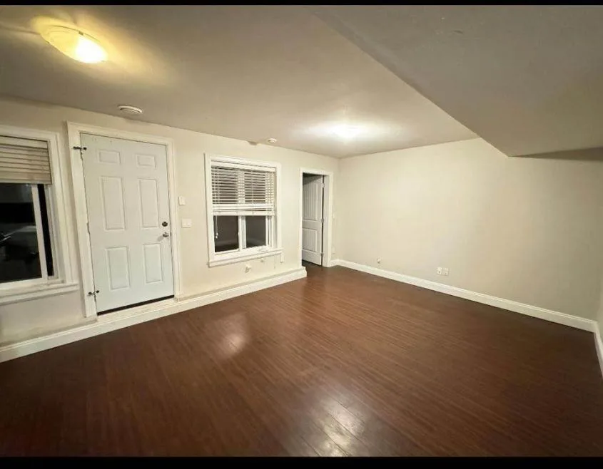 5933 128A Street, Surrey, BC V3X 0C1, CA