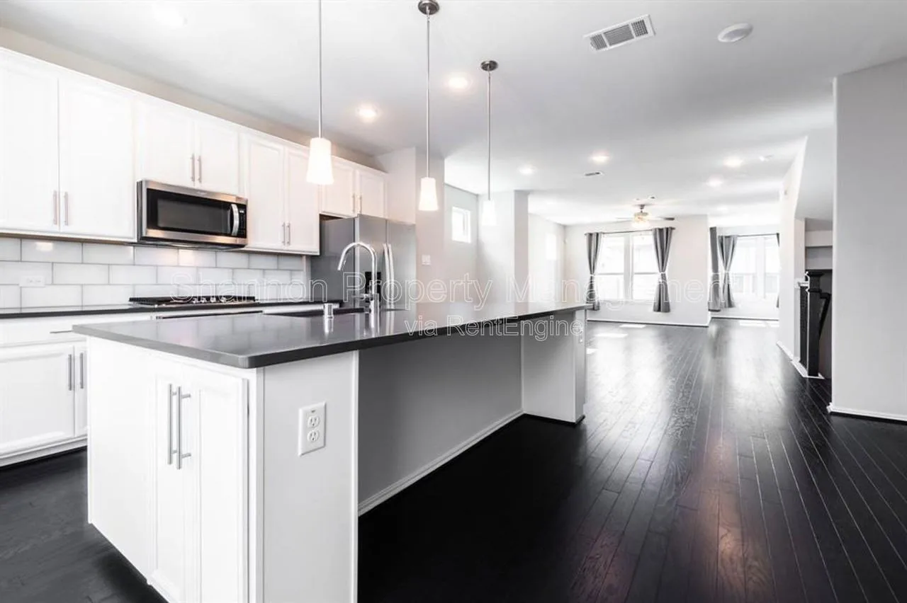 3108 Roseland Terrace Ln, Houston, TX 77063, USA