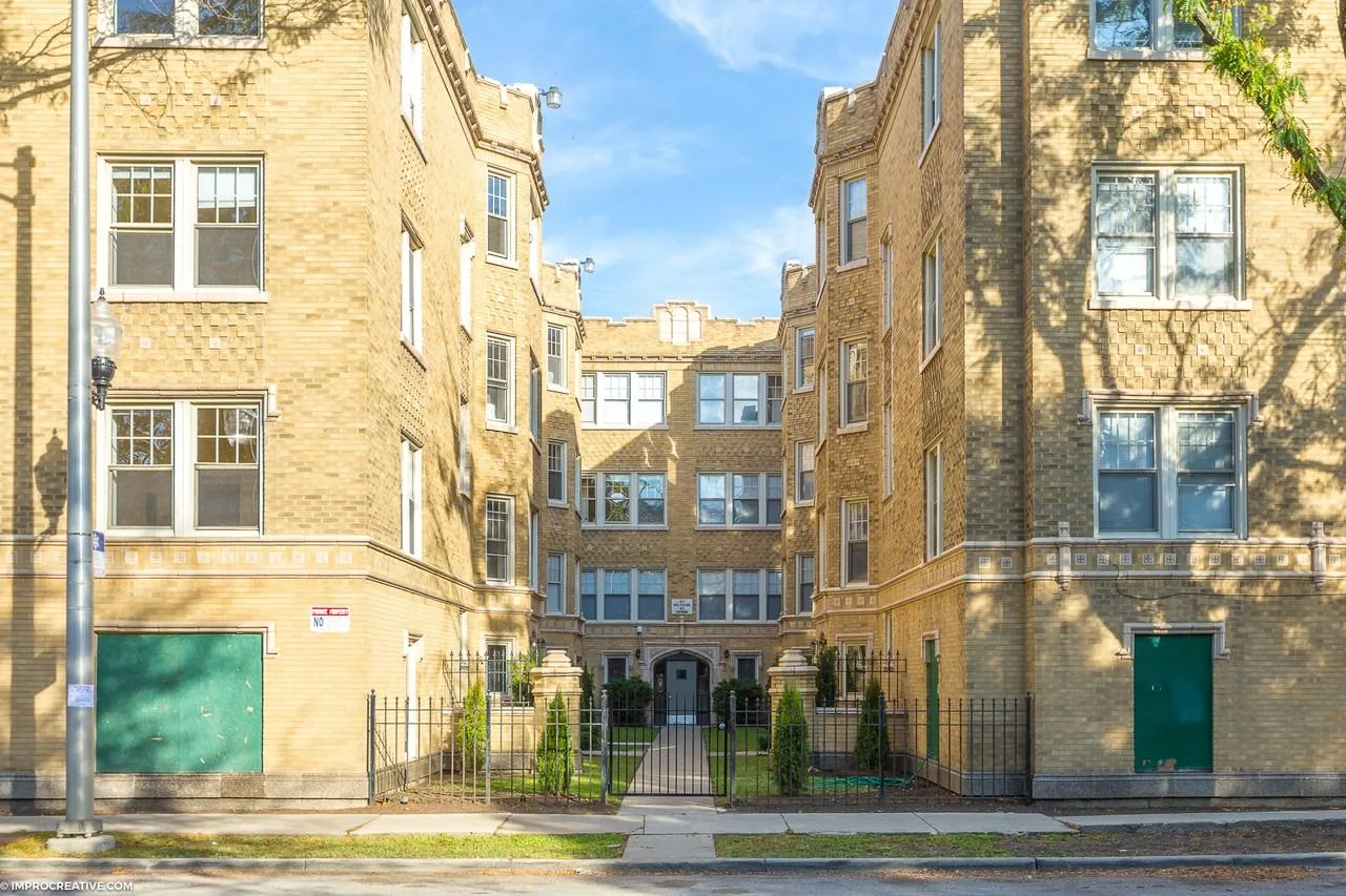 West Suburban Apartments,LLC