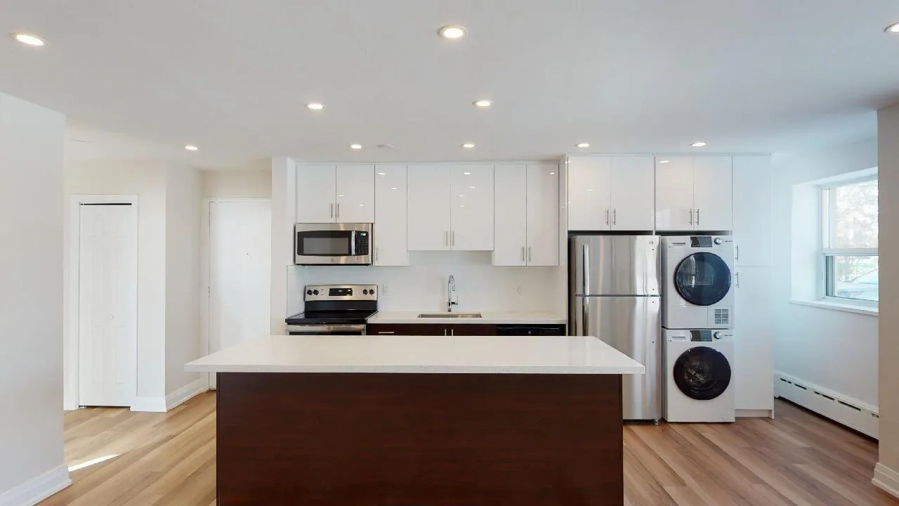 155 Lake Shore