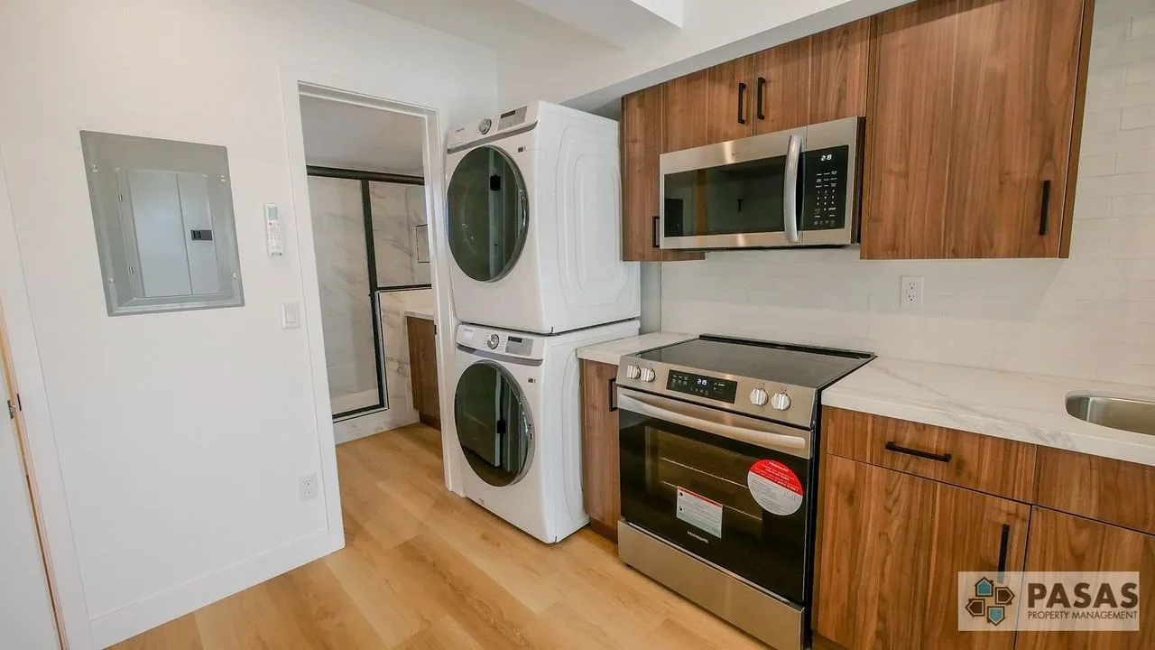 3617-3625 32nd St.