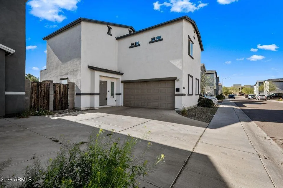 1013 E Odeum Ln, Phoenix, AZ 85040, USA