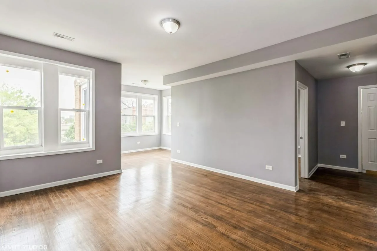 1854 South Central Park Avenue, Unit 1854 - 3