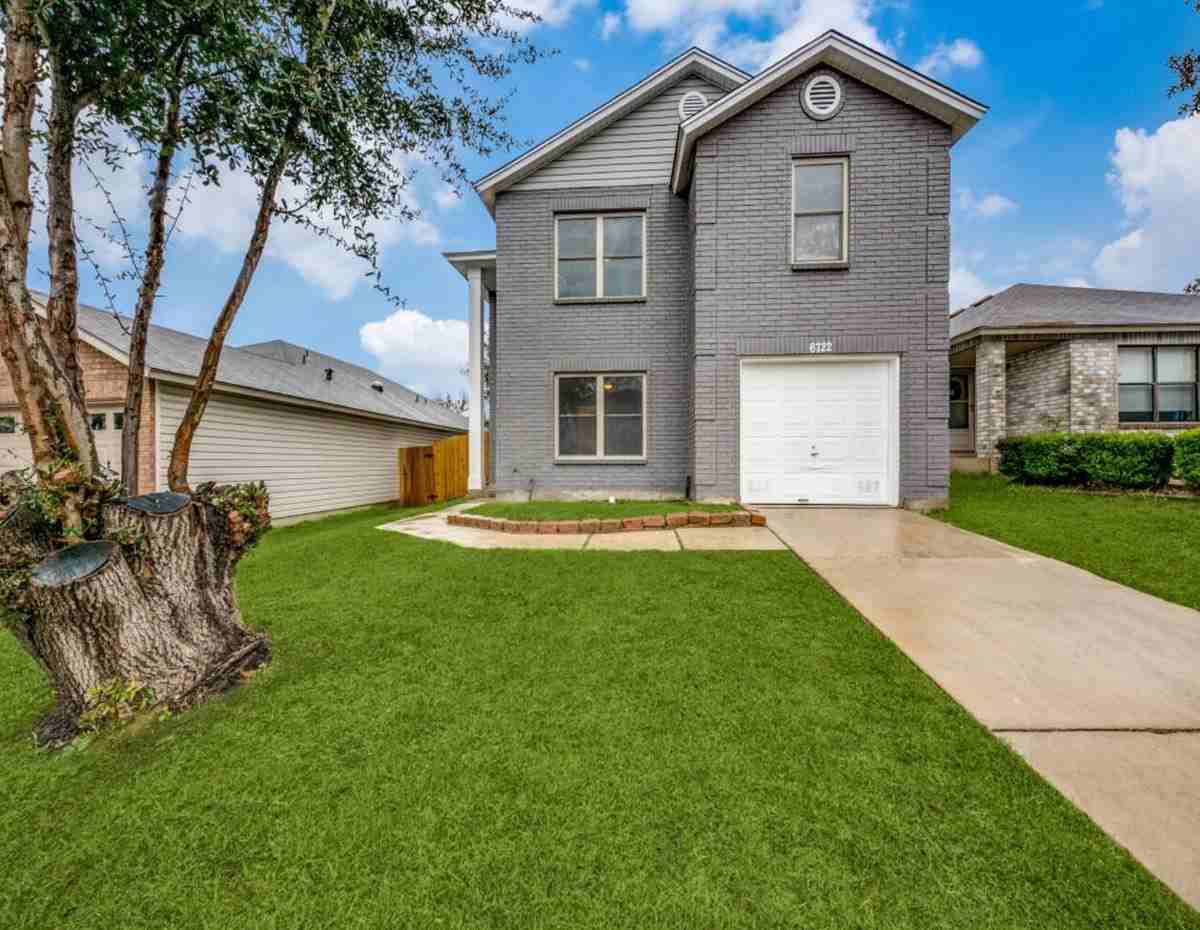 6722 Badger Pass Dr, San Antonio, TX 78239, USA