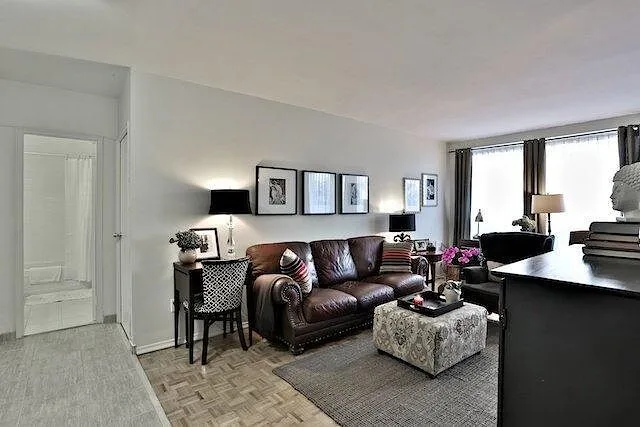 Forest Hill Prime Location