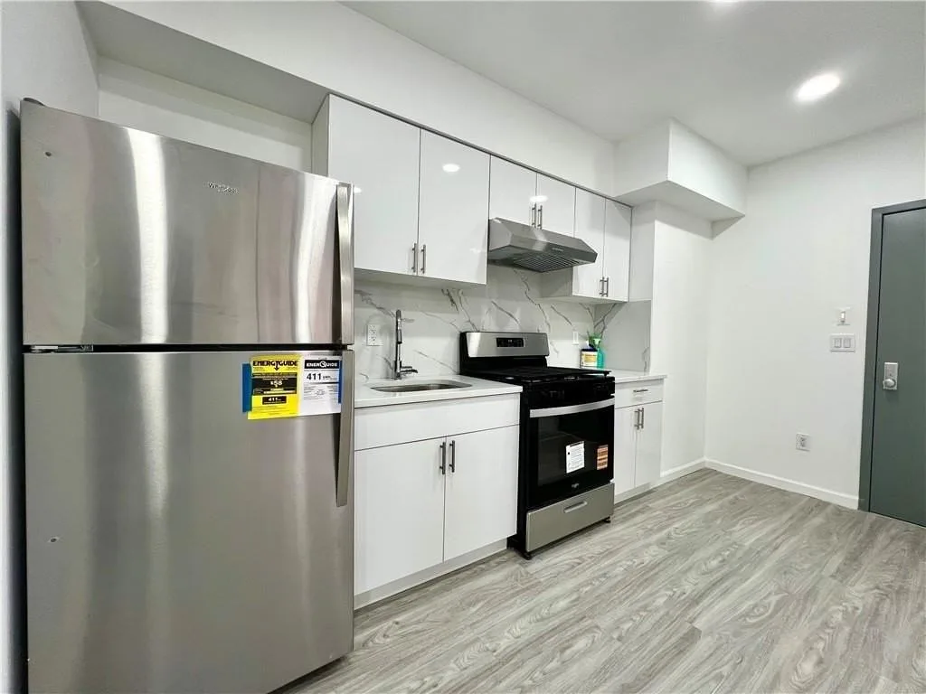 186 Erasmus St, Brooklyn, NY 11226, USA