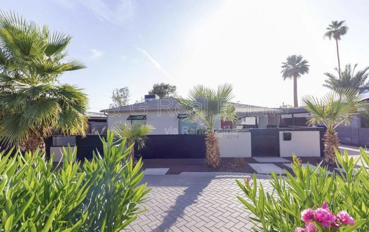 4214 N 20th St, Phoenix, AZ 85016, USA