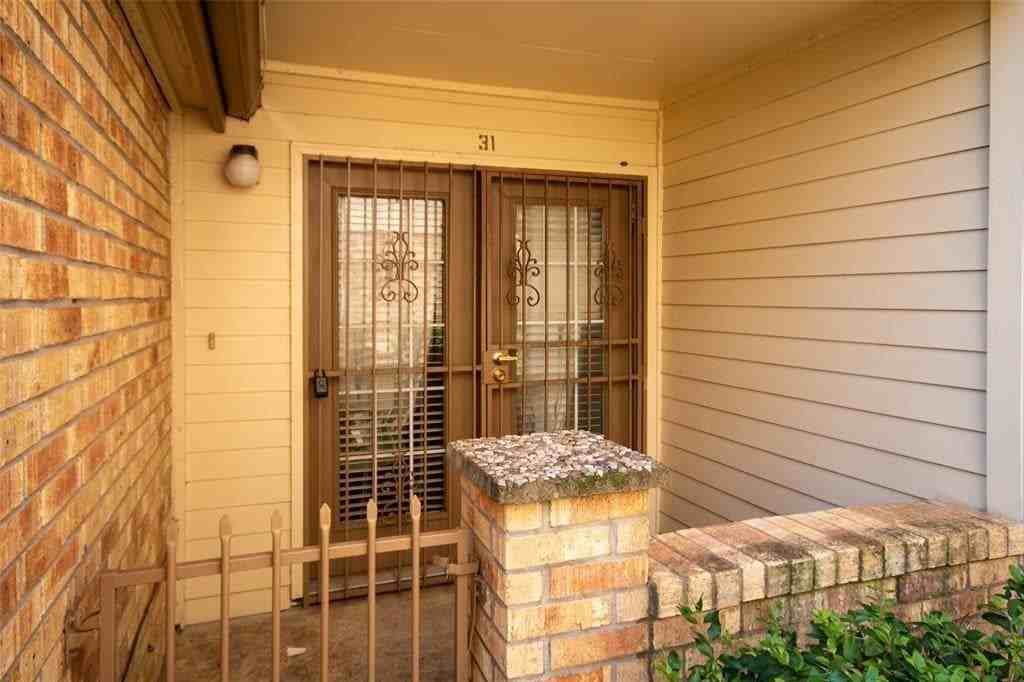 2425 Holly Hall Street 31, Houston, TX 77054, USA
