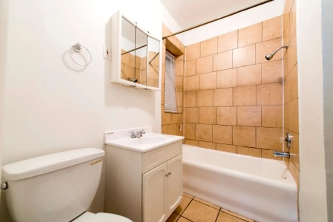 7354-58 S Dorchester Ave 1348-52 E 74th Chicago, IL 60619