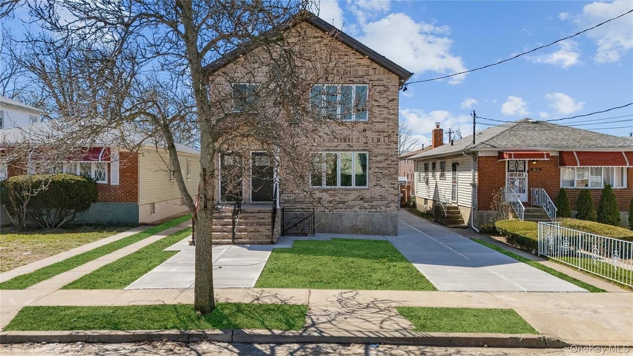 21916 141st Ave, Springfield Gardens, NY 11413, USA