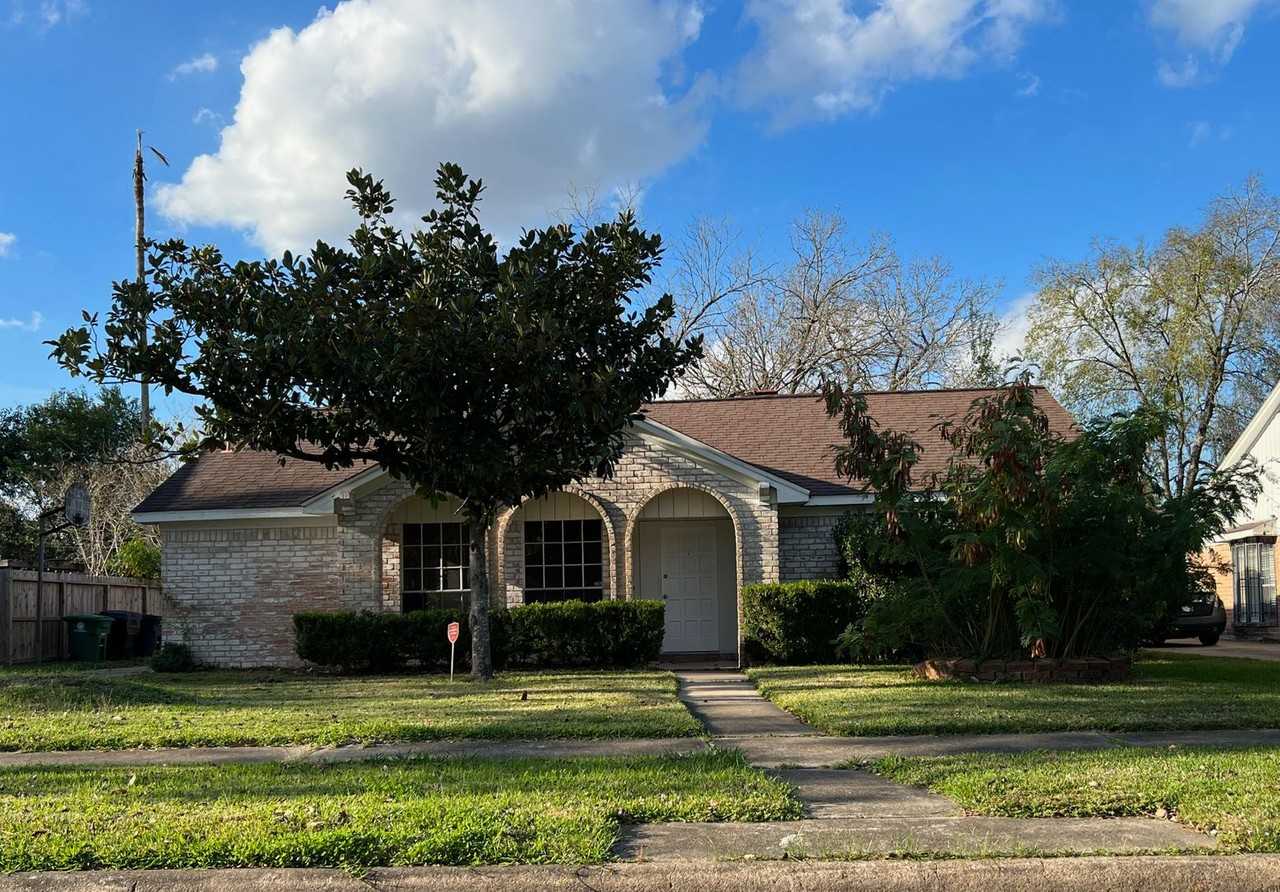 5218 Long Creek Ln, Houston, TX 77088, USA