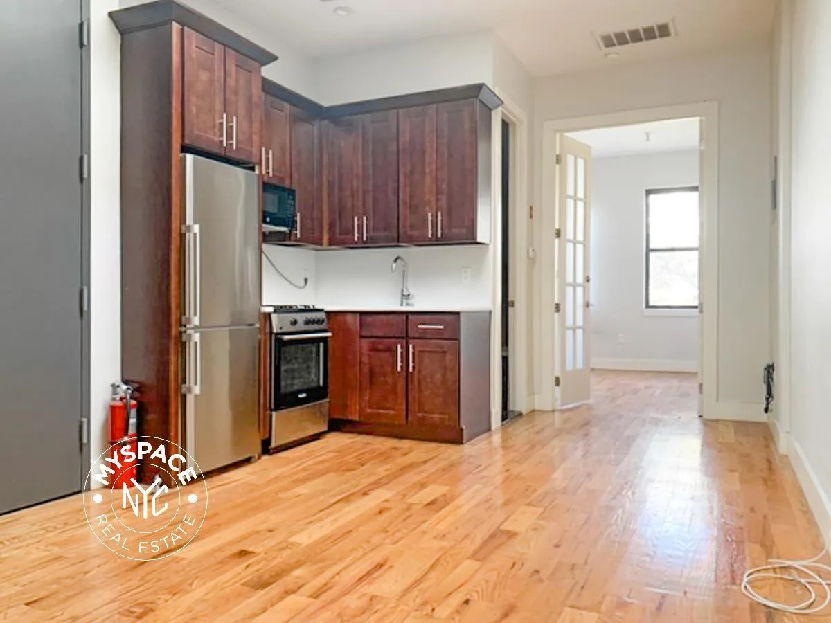 285 Irving Ave, Brooklyn, NY 11237, USA