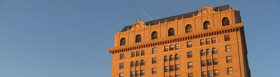 Chicago #22-1R, IL 60624, USA