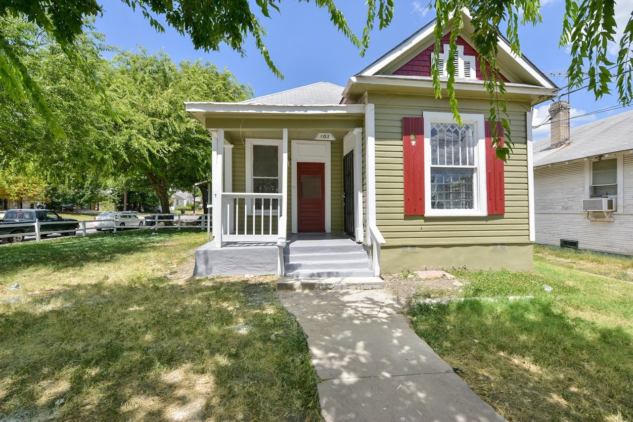103 Saint John Street