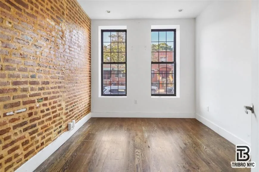 558 Kosciuszko St, Brooklyn, NY 11221, USA