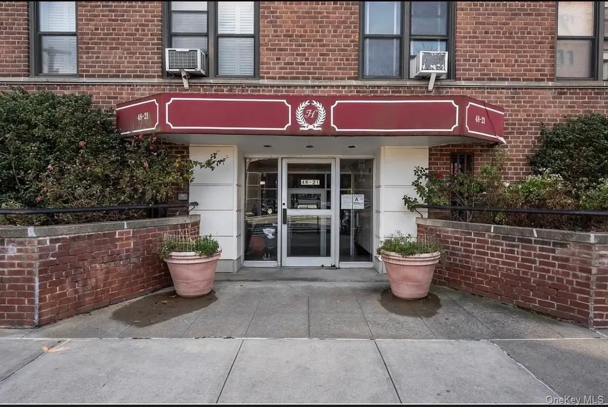 4821 40th St, Sunnyside, NY 11104, USA