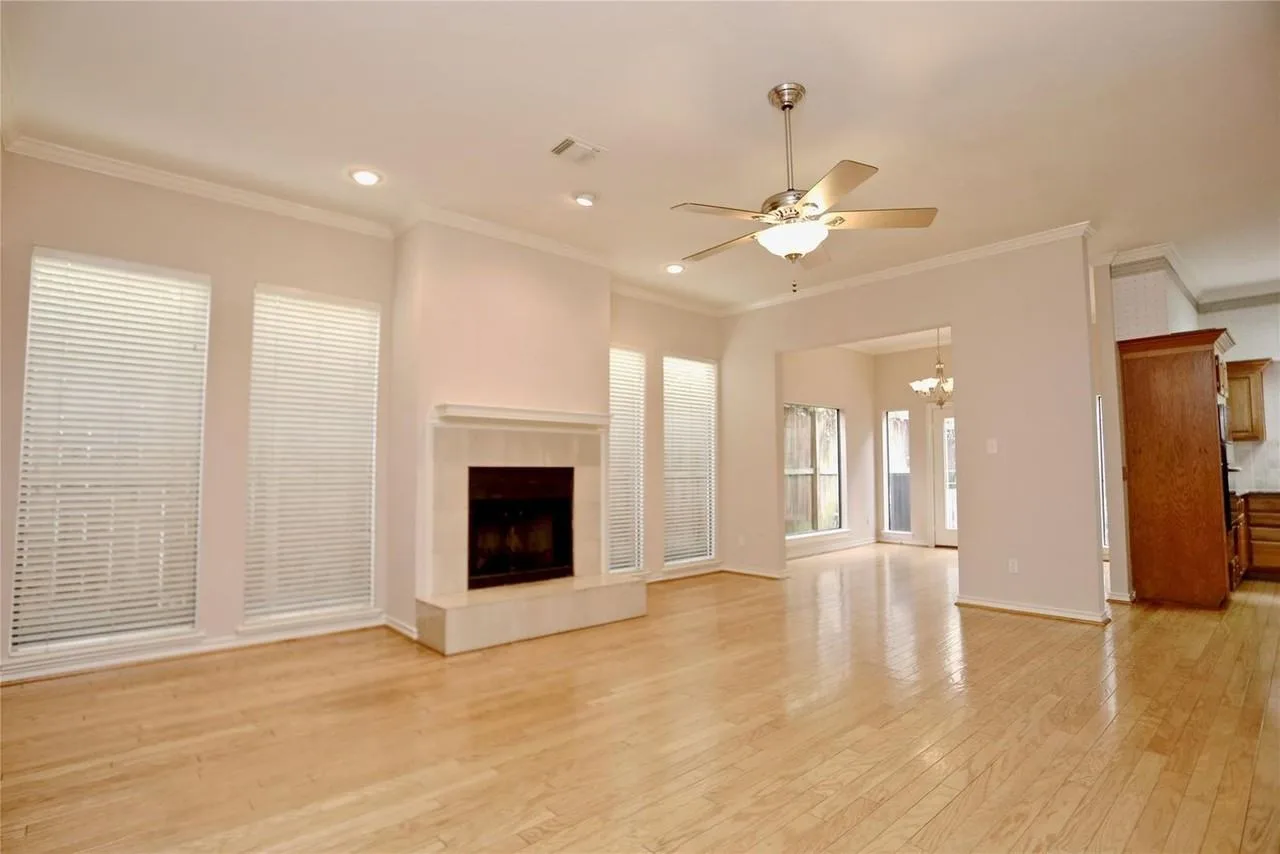 1721 Potomac Dr, Houston, TX 77057, USA
