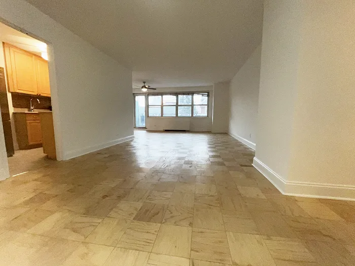 135 Ocean Pkwy, Brooklyn, NY 11218, USA