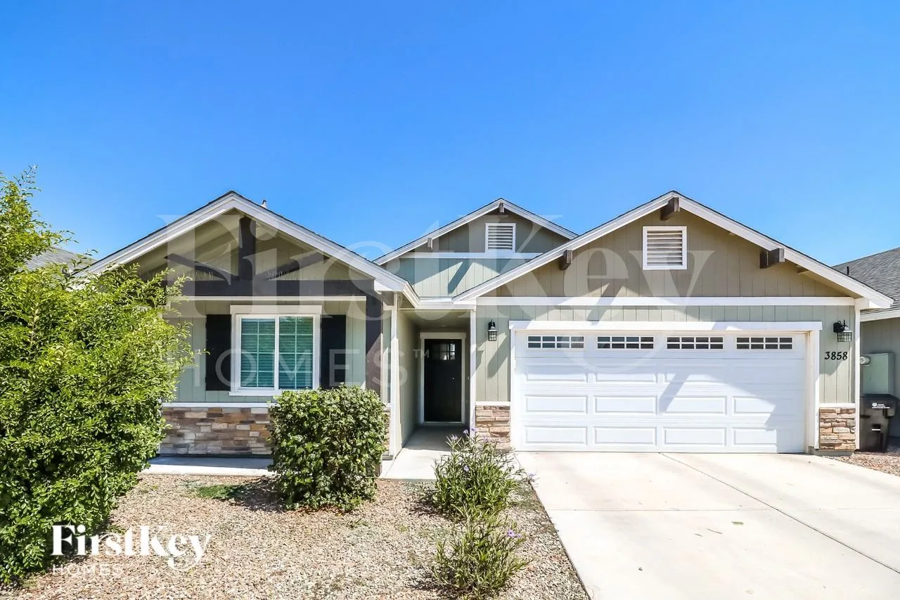 3858 W Tamarisk Ave, Phoenix, AZ 85041, USA