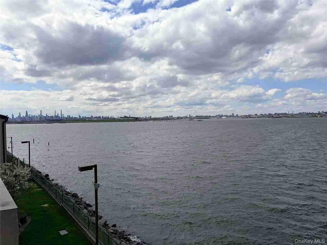520 115th St, College Point, NY 11356, USA