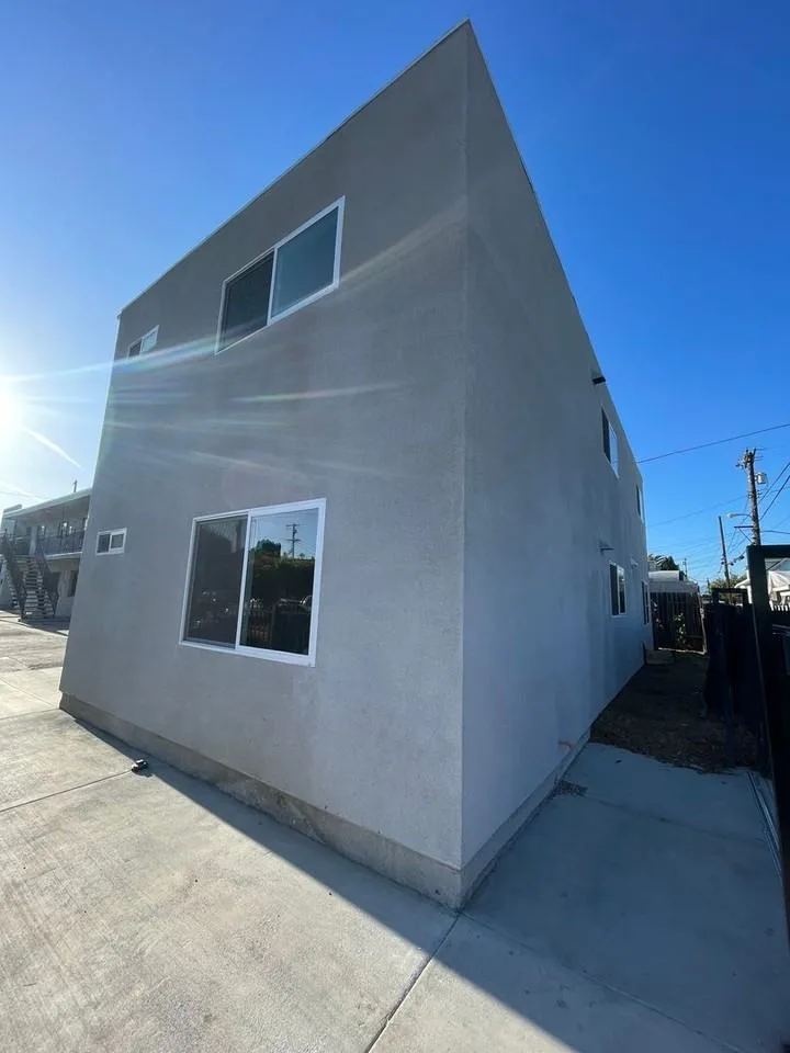 4620 Compton Ave LLC