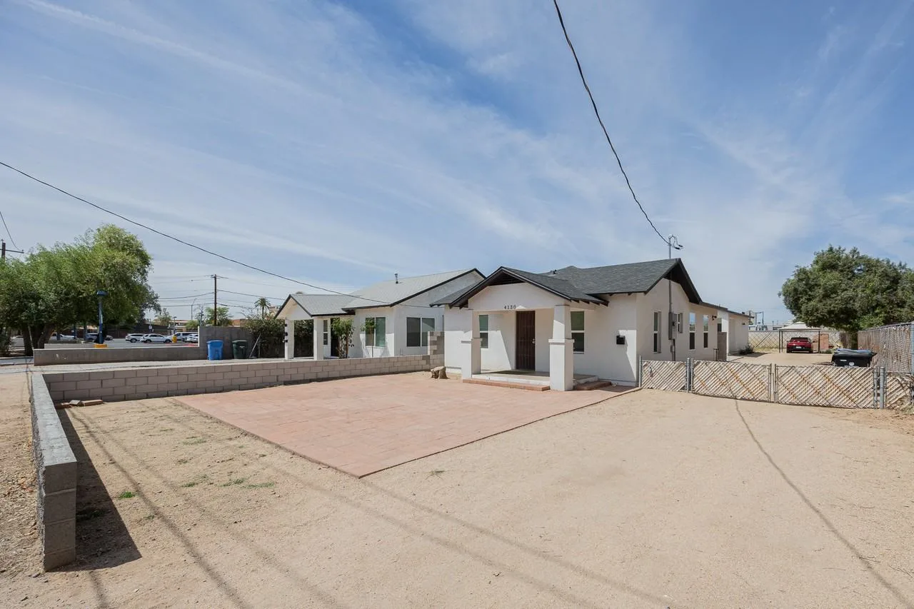 4130 N Longview Ave