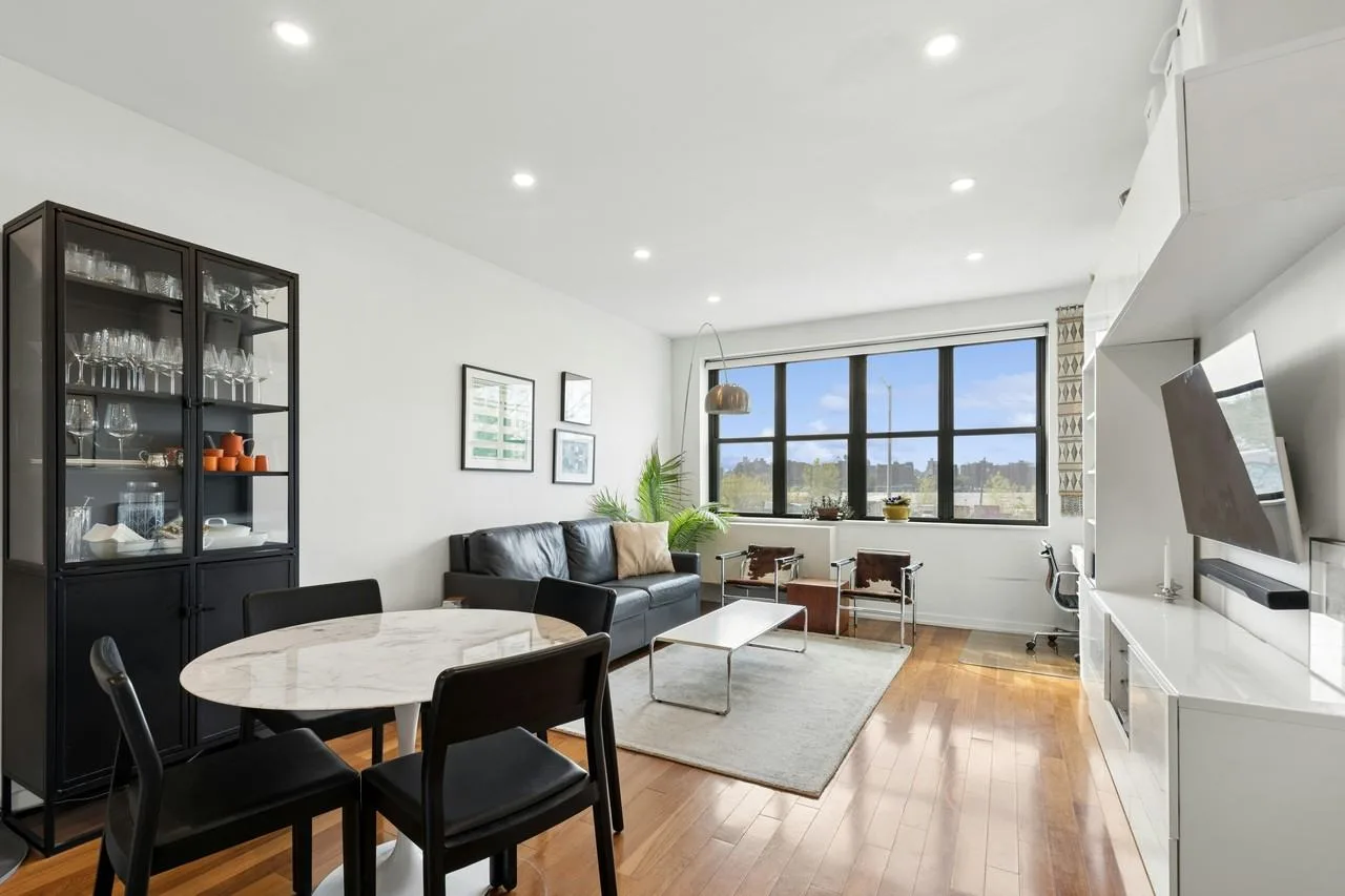 58 Metropolitan Ave, Brooklyn, NY 11249, USA