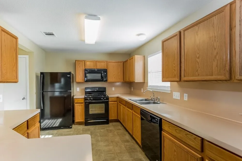 9526 Yearling Branch Drive, Houston, TX 77075, USA