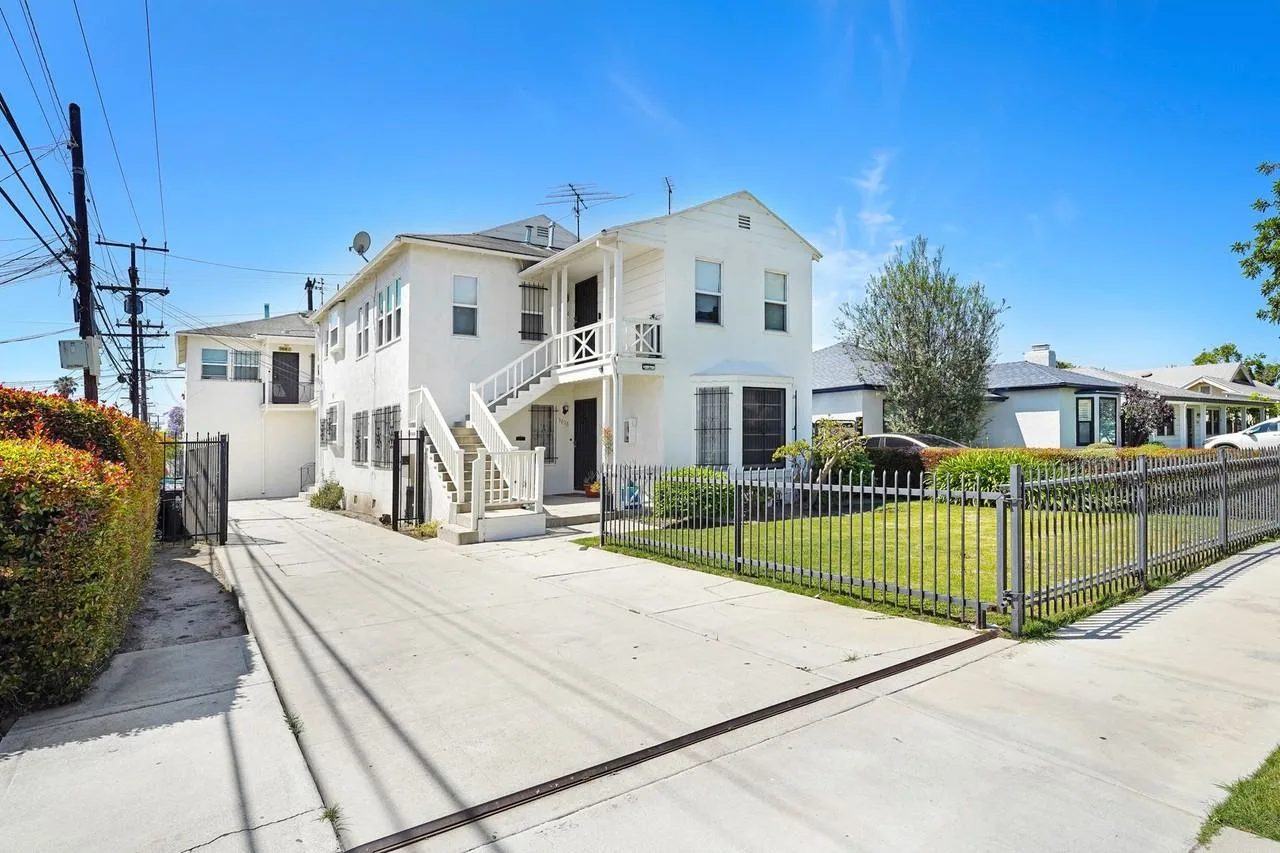 3616 W 59th Pl, Los Angeles, CA 90043