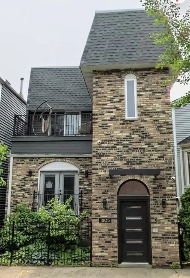 1805 West Cuyler Avenue, Chicago, IL 60613, USA