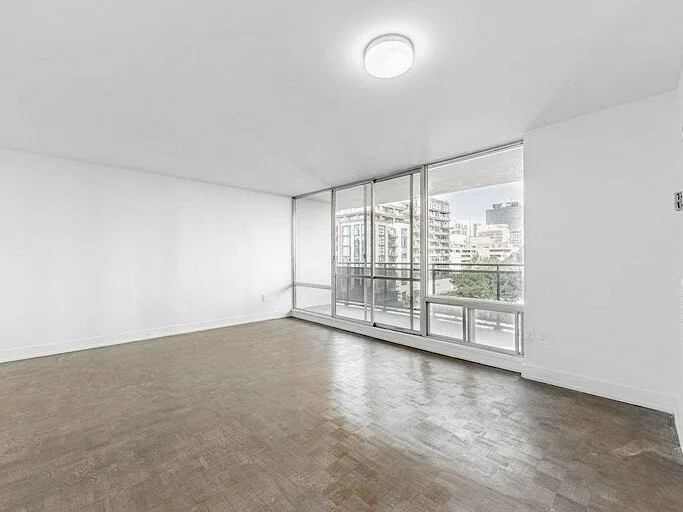7 Jackes Avenue