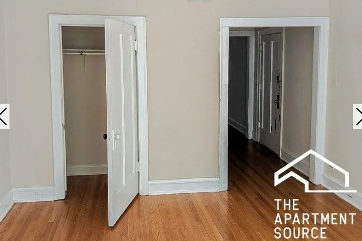 2206 W Foster Ave, Chicago, IL 60625, USA