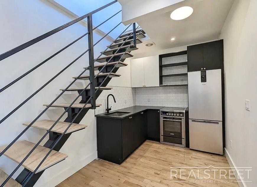 1267 Herkimer Street, Brooklyn, NY 11233, US
