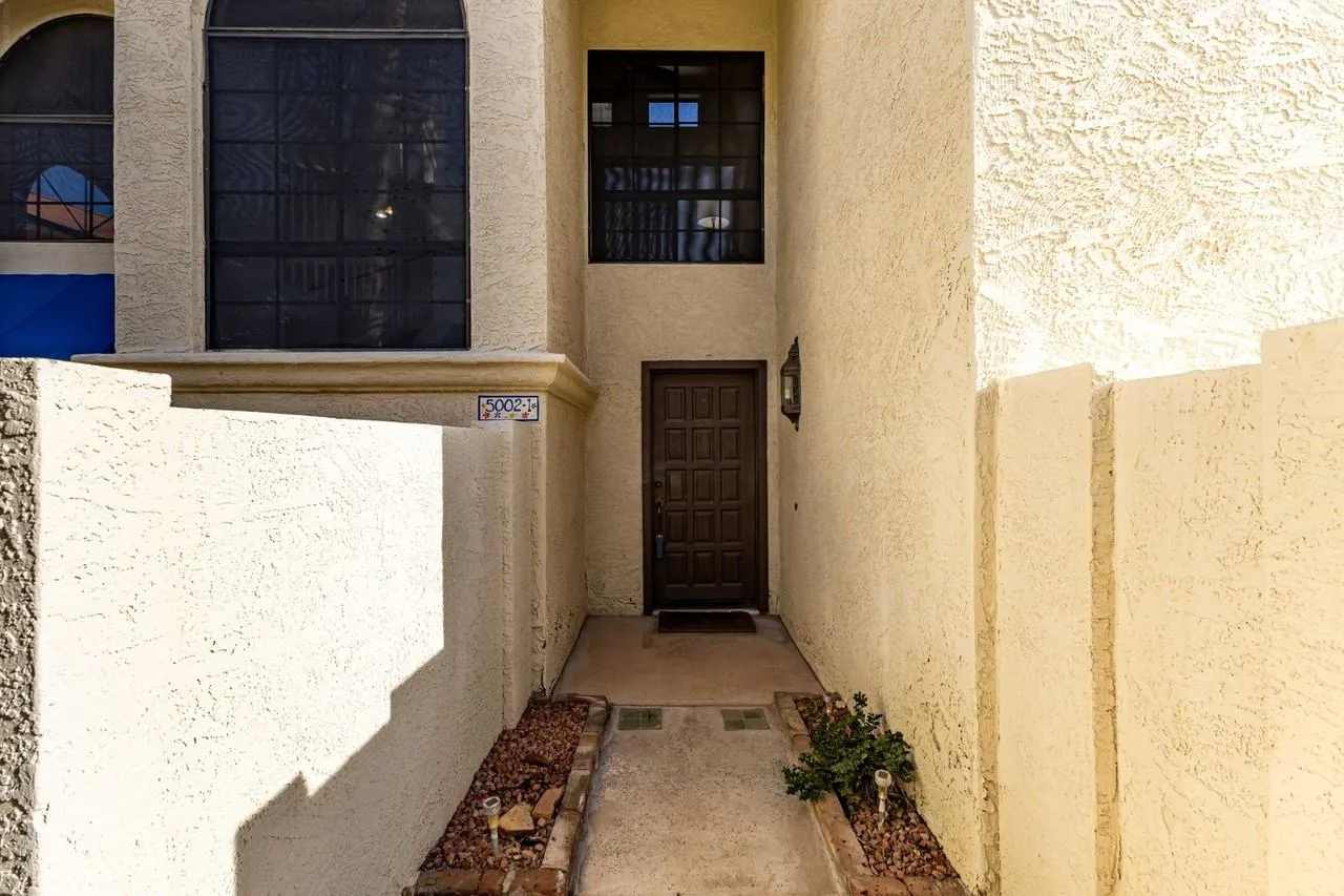 5002 E Siesta Dr, Phoenix, AZ 85044, USA