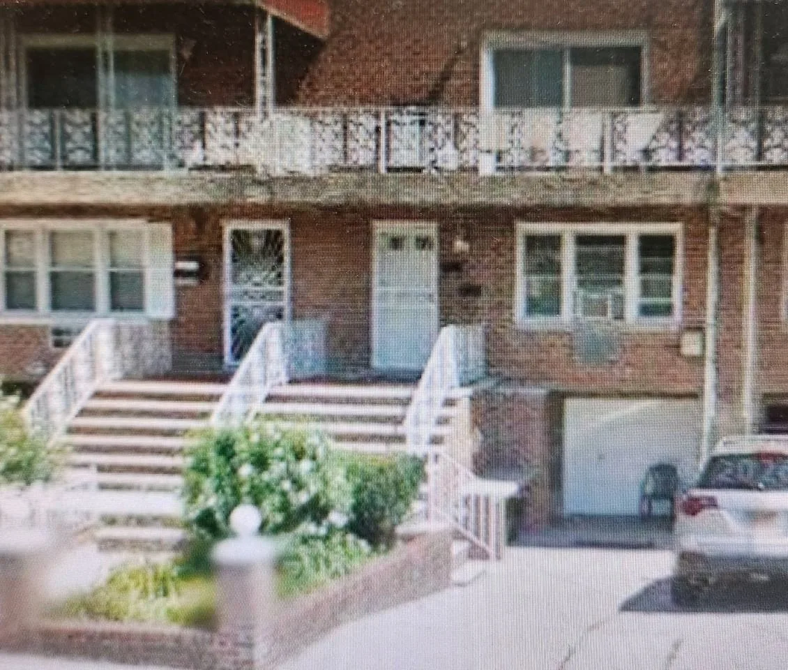 1041 E 80th St, Brooklyn, NY 11236, USA