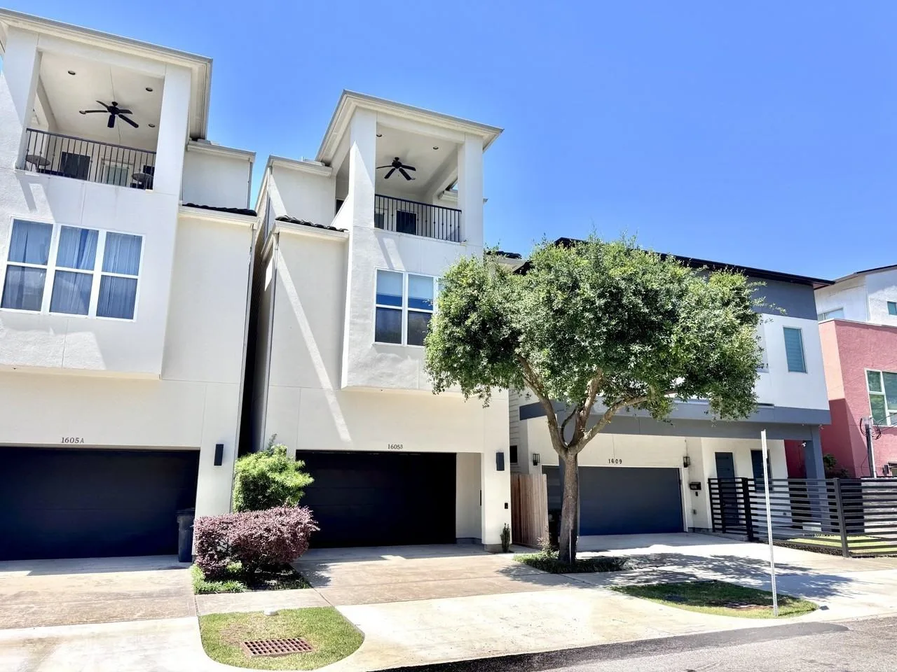 1605 Knox St, Houston, TX 77007, USA