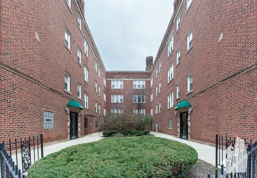 1828 W Lawrence Ave, Chicago, IL 60640, USA