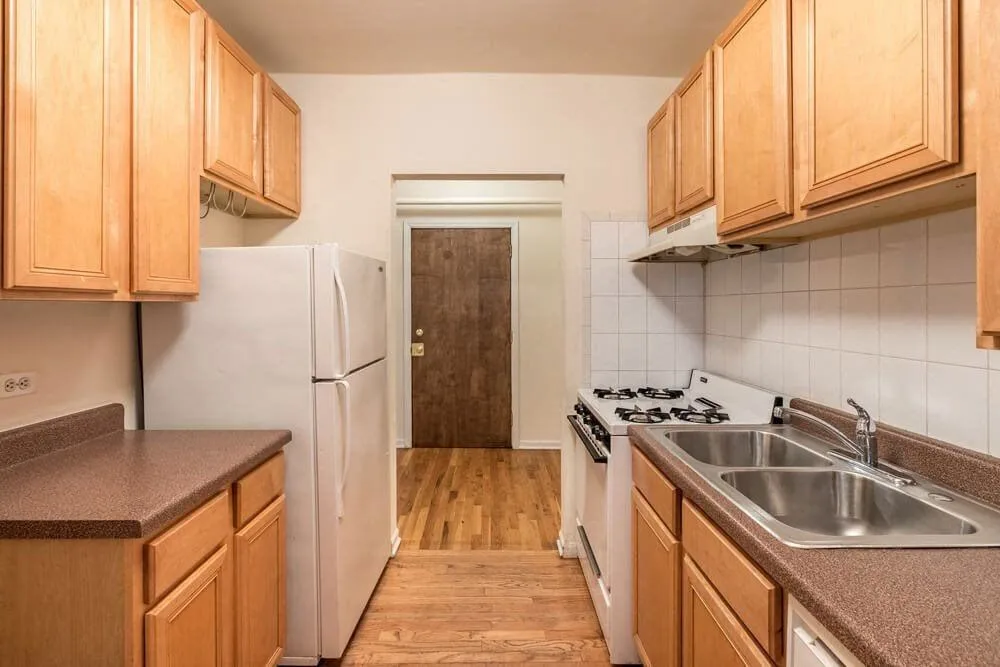 722 W Barry Ave, Chicago, IL 60657, USA