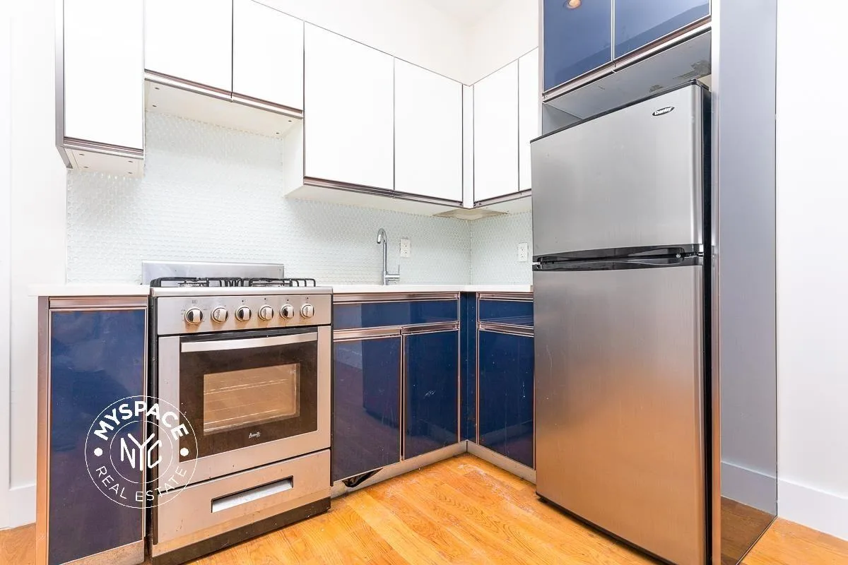 751 Dekalb Ave, Brooklyn, NY 11216, USA