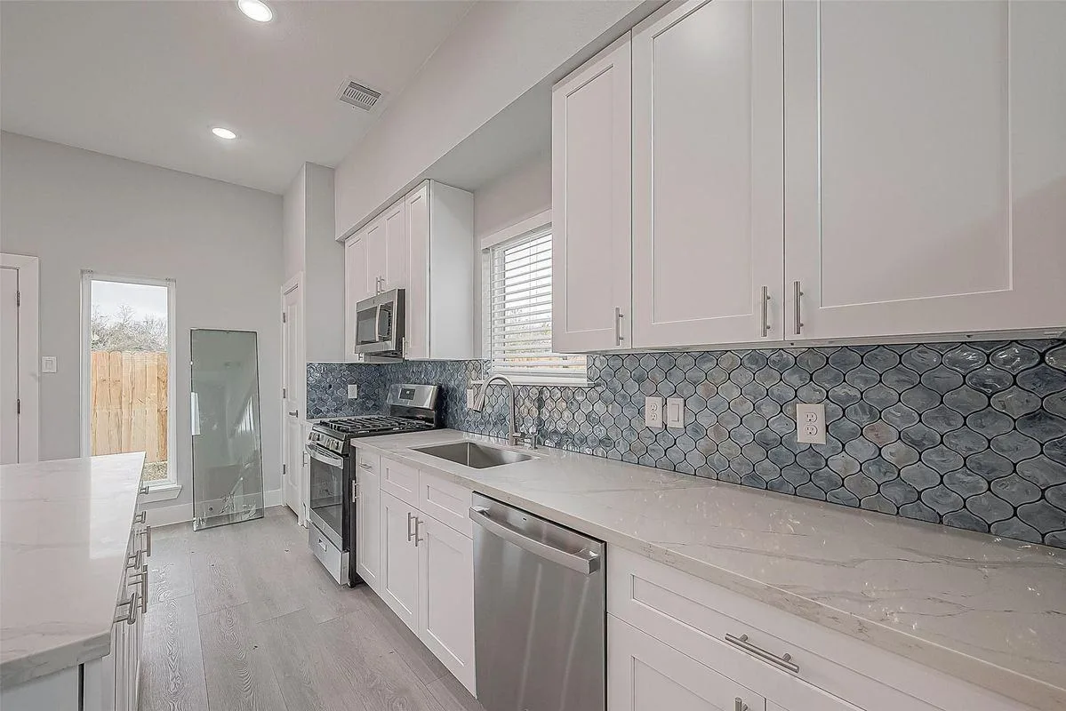 9204 Buffum St, Houston, TX 77051, USA