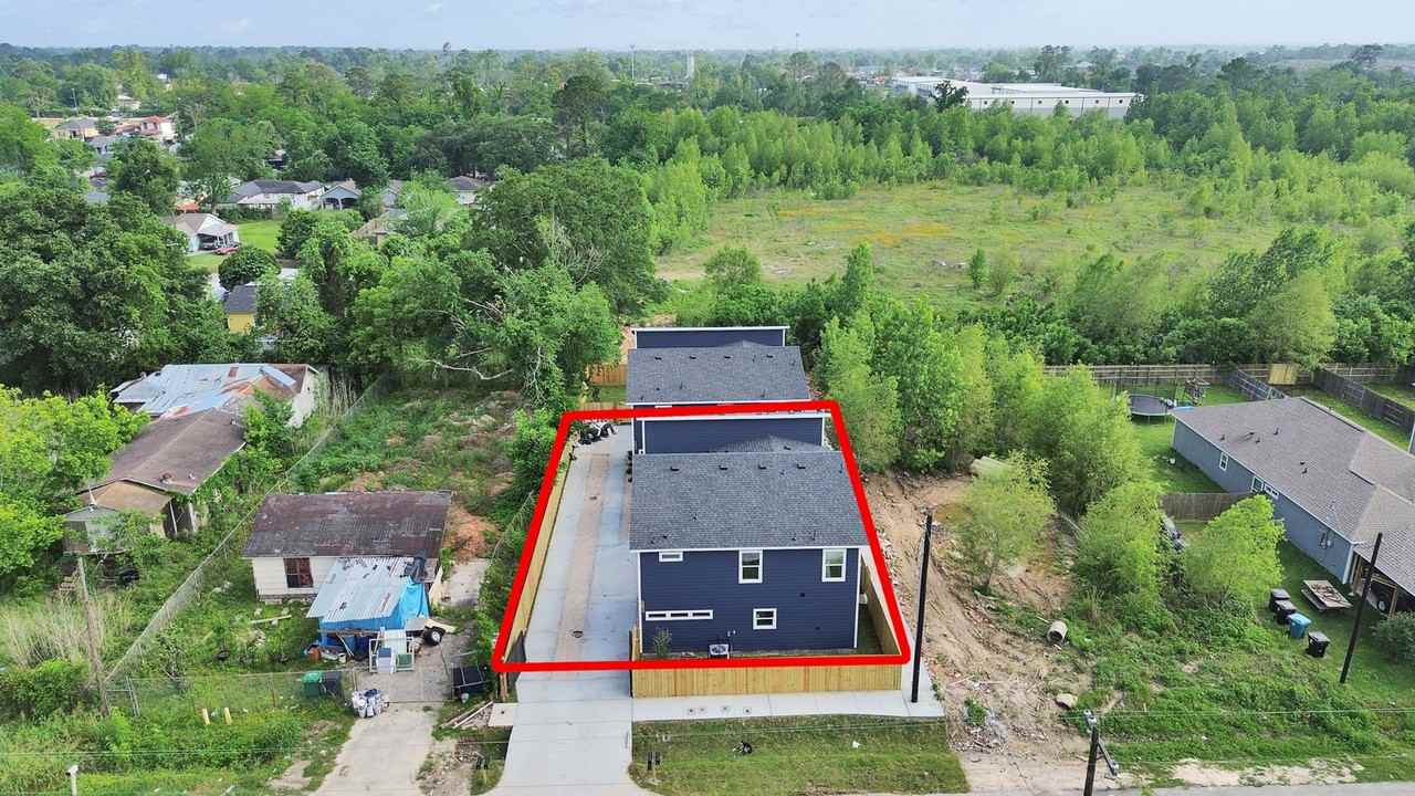 8104 Crestview Dr, Houston, TX 77028, USA