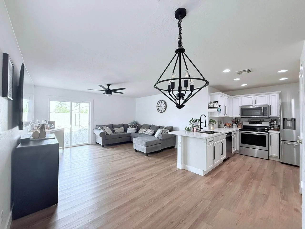 7029 S 31st Dr, Phoenix, AZ 85041, USA