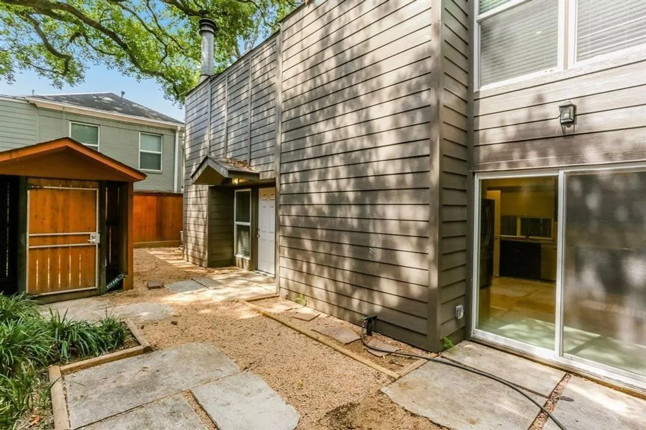 1918 Branard St, Houston, TX 77098, USA